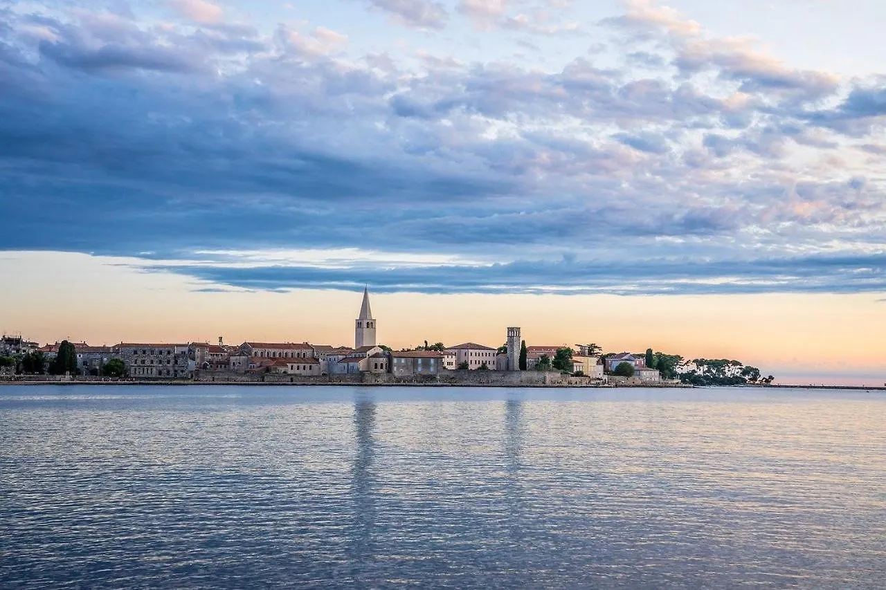 Bed & Breakfast Enjoy Porec